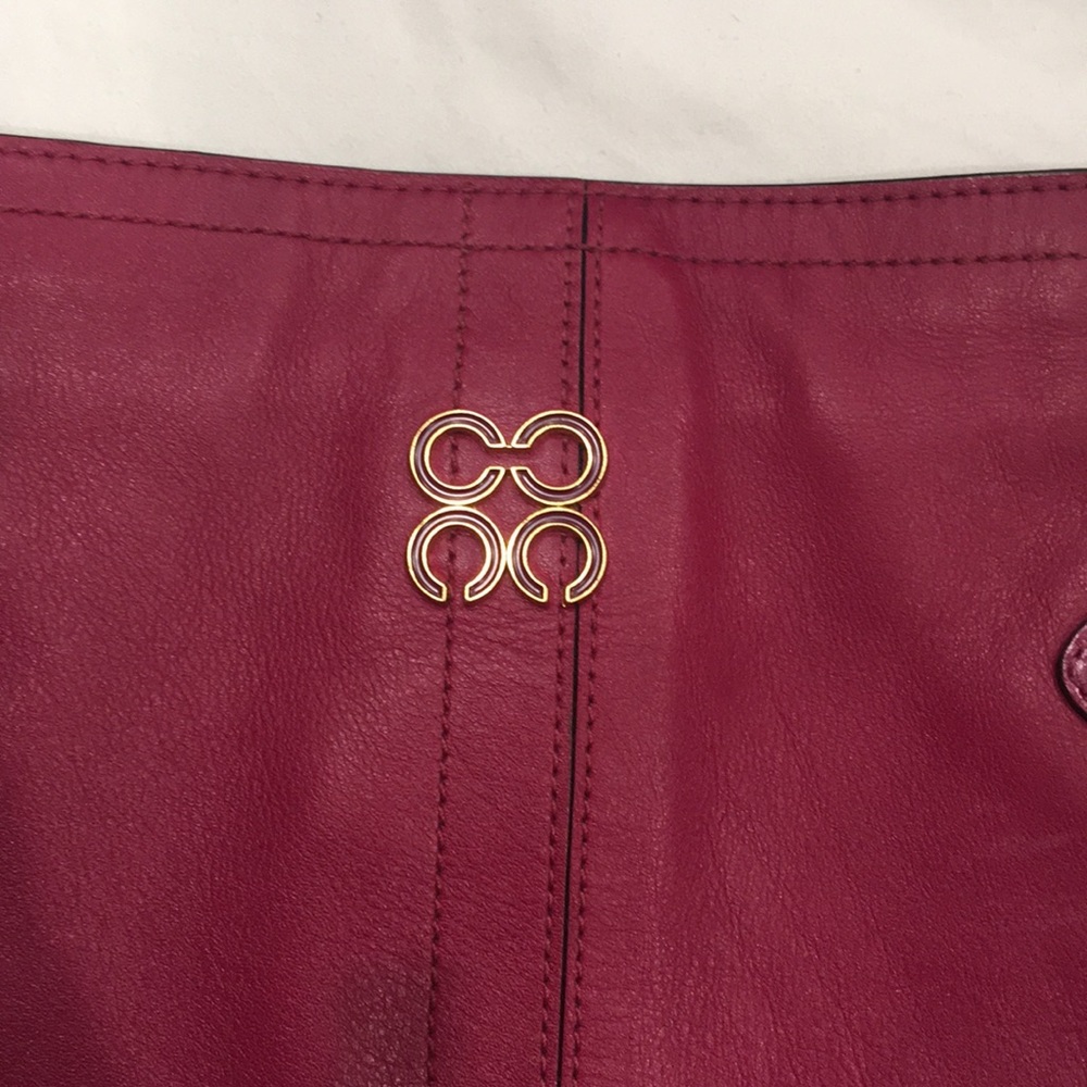 Coach Pink Shoulder Bag - Picture 3 of 8